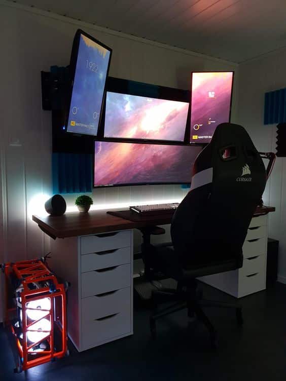 Insane Computer Setup Article Image 1